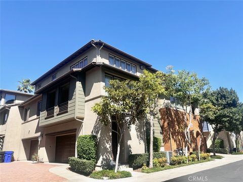 Photo of 12346 Hollyhock Dr #2, Rancho Cucamonga, CA 91739 (MLS # IV26058804)