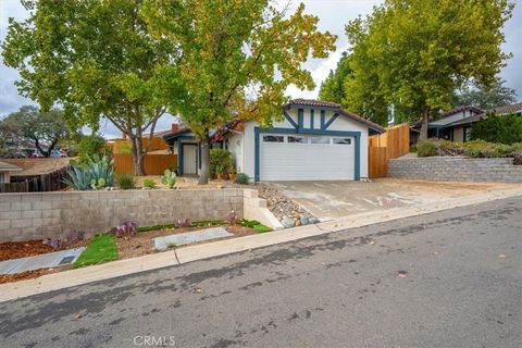315 Oak Meadow Paso Robles CA 93446