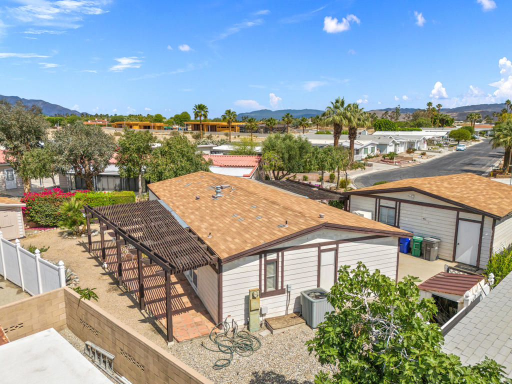 Palm Desert Greens - Manufactured In Park