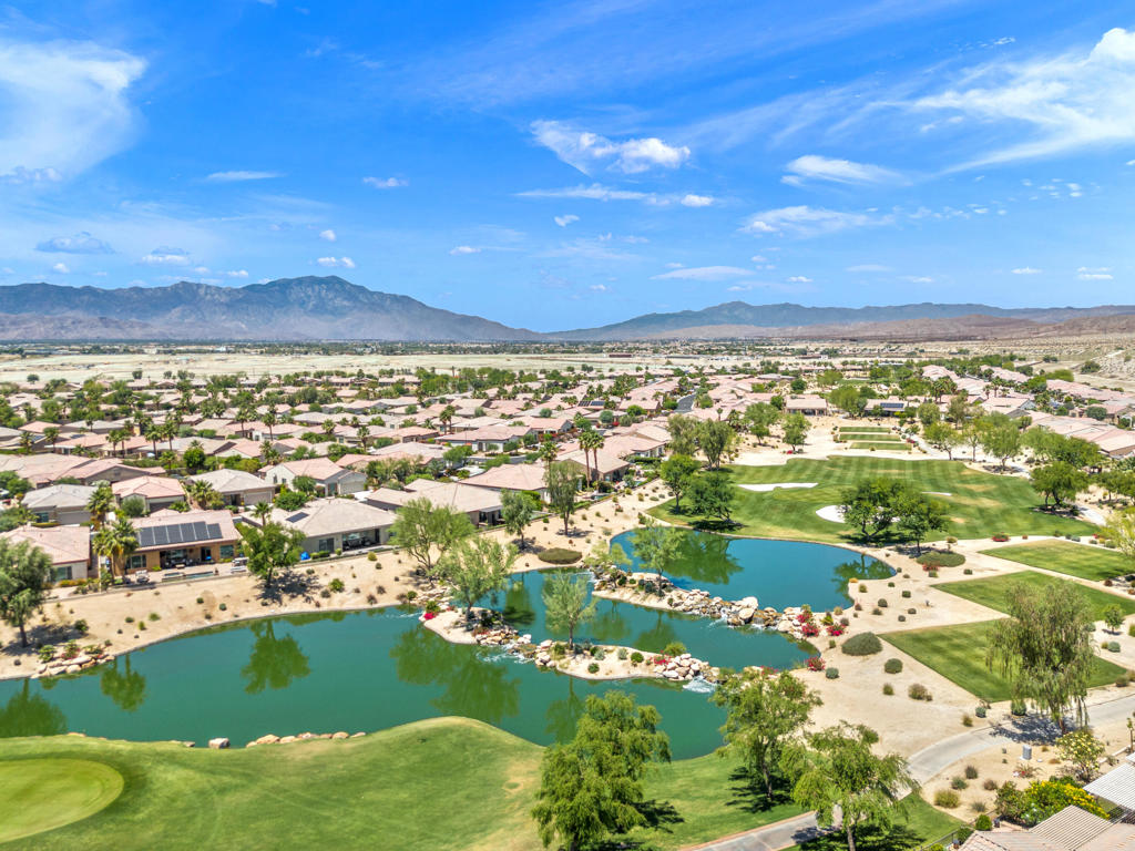 Palm Desert Greens - Manufactured In Park