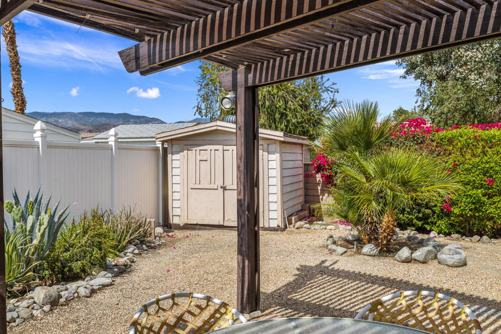 Palm Desert Greens - Manufactured In Park