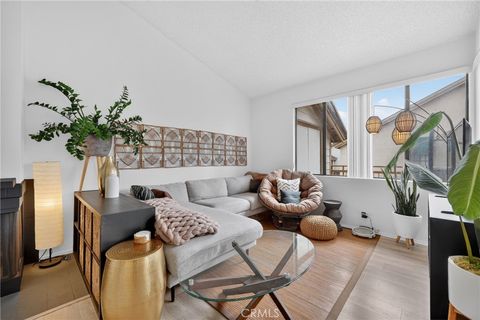Photo of 16211 Downey Ave. AVE, Paramount, CA 90723 (MLS # PW26105324)