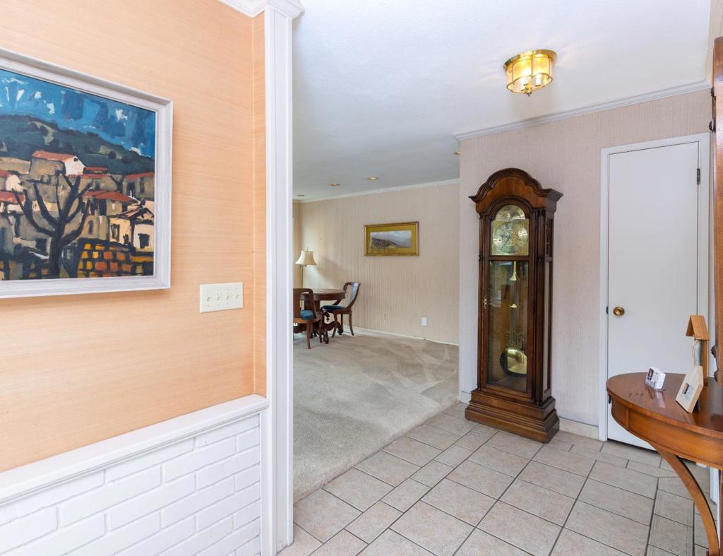 138 Woodcrest Place