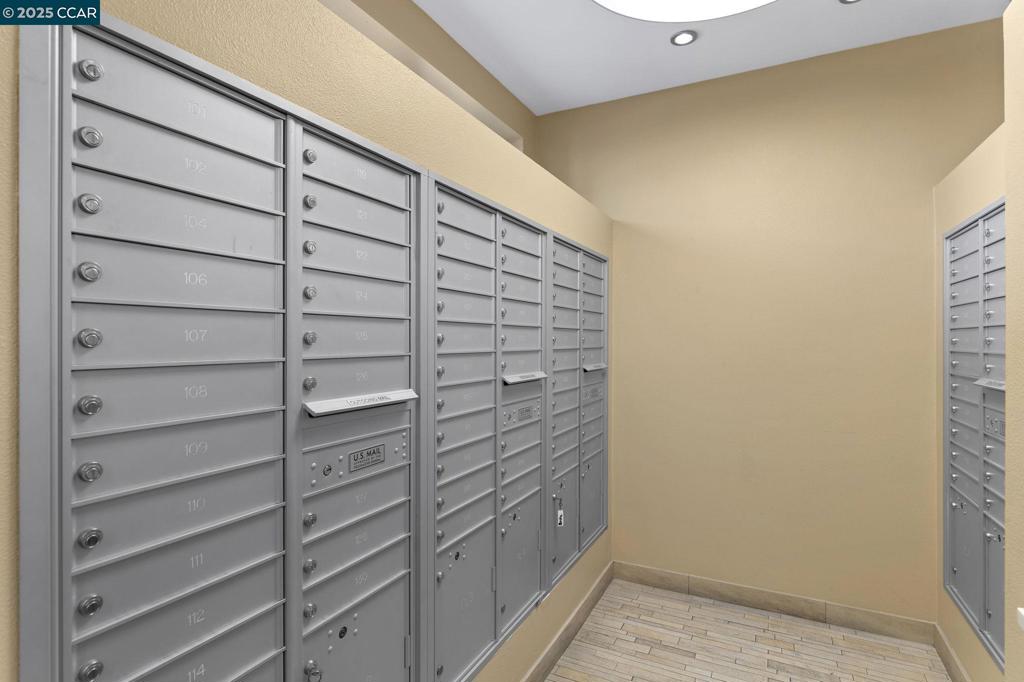DOWNTOAREA - Residential Lease