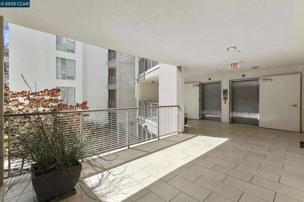 DOWNTOAREA - Residential Lease
