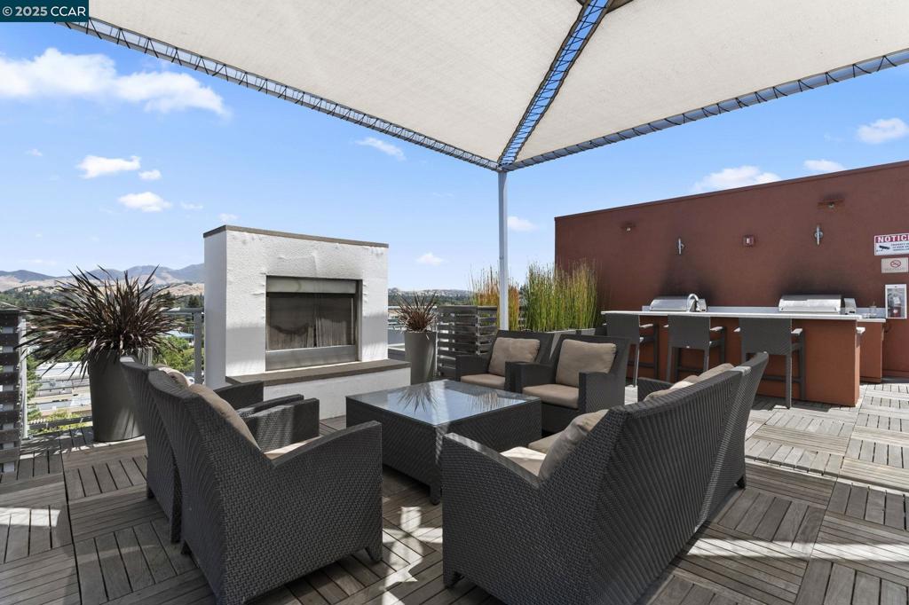 DOWNTOAREA - Residential Lease