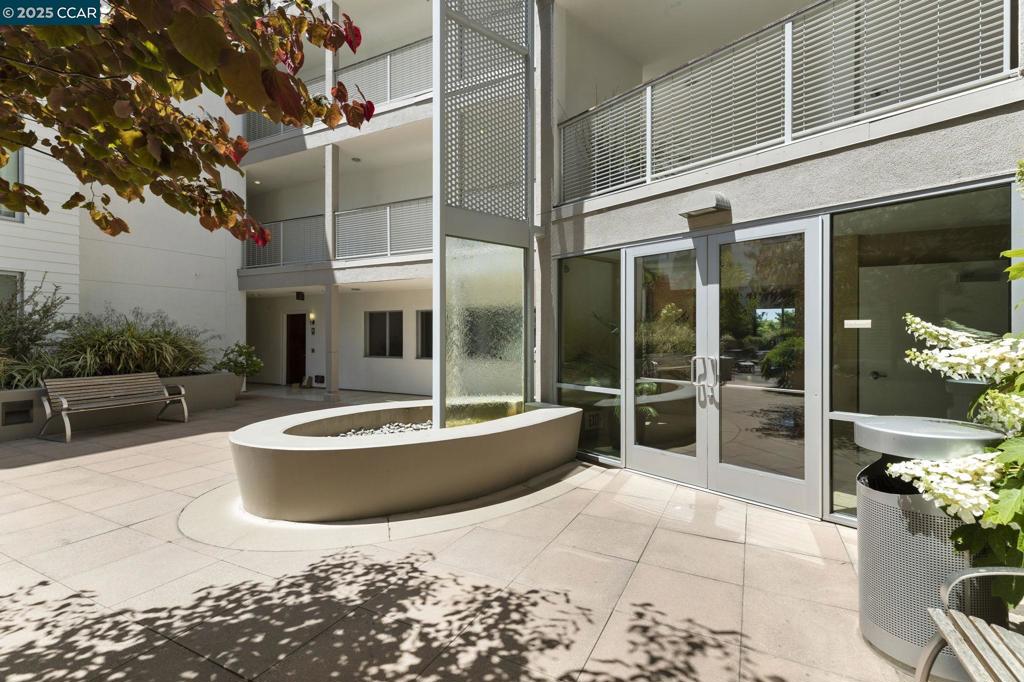 DOWNTOAREA - Residential Lease