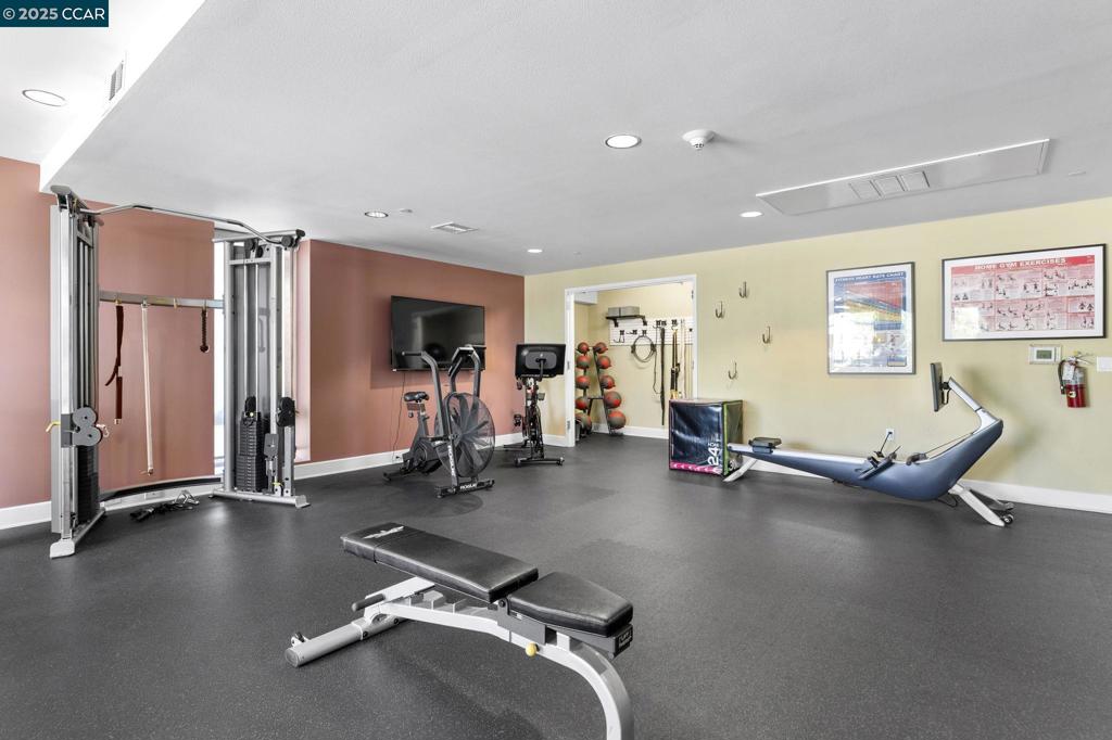 DOWNTOAREA - Residential Lease
