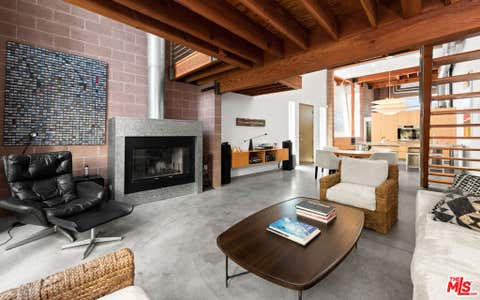 Photo of 503 San Juan Avenue, Venice, CA 90291 (MLS # 26868869)