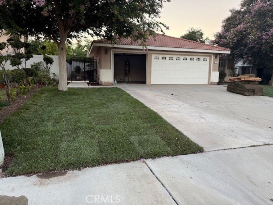 This single-story home features 4 bedrooms, 2 bathrooms, and a 3-car garage. Recently remodeled, it includes updated finishes throughout and fresh new landscaping in both the front and back yards. Inside, you'll find brand-new flooring, fresh interior paint, a completely renovated kitchen with new appliances, and fully updated bathrooms with new showers, toilets, and fixtures.



Move-in ready and modernized throughout, this home is a great option for anyone looking for a clean, comfortable space in a well-connected neighborhood with easy access to shopping and the freeway.