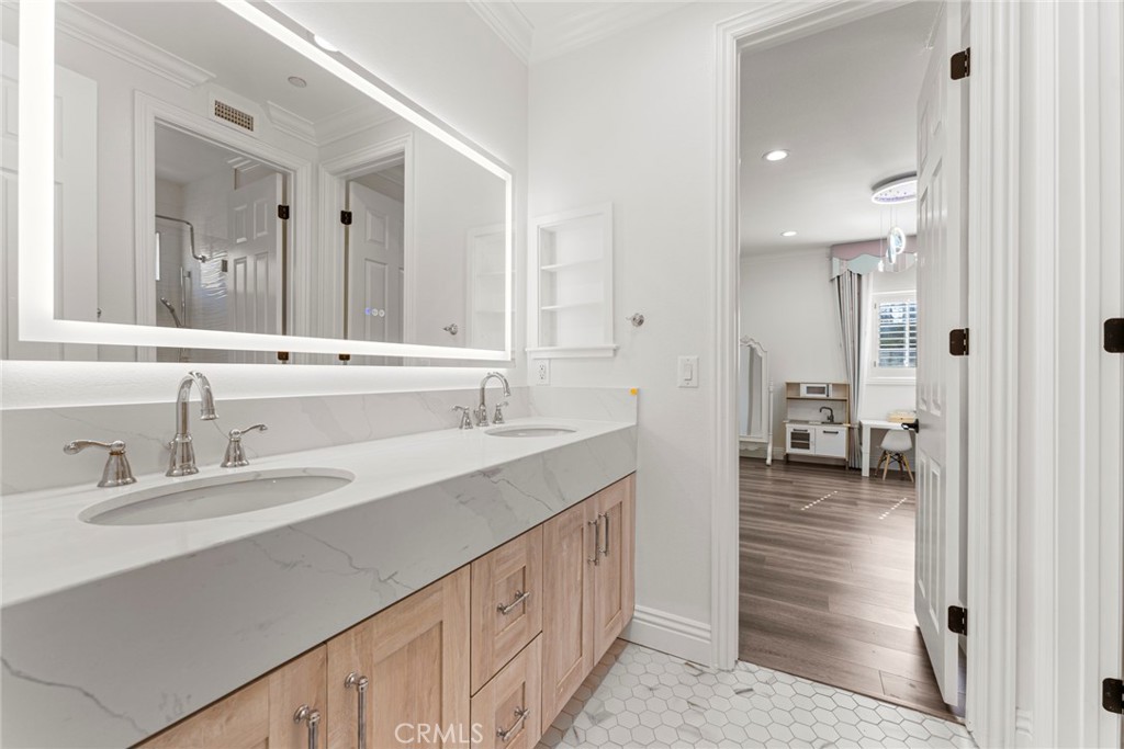 Oak View @ Summit (OAKV) - Residential