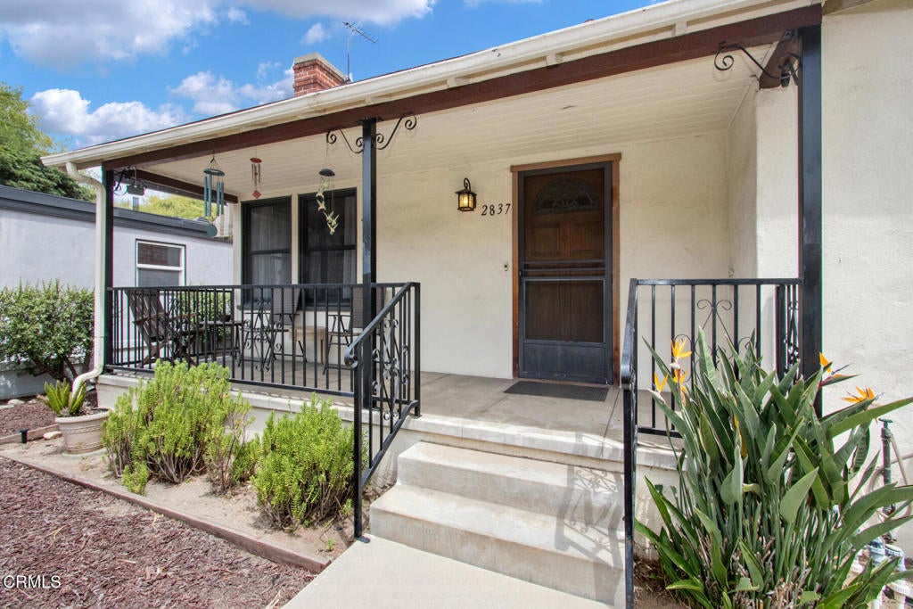2837 Estado Street, Pasadena CA 91107