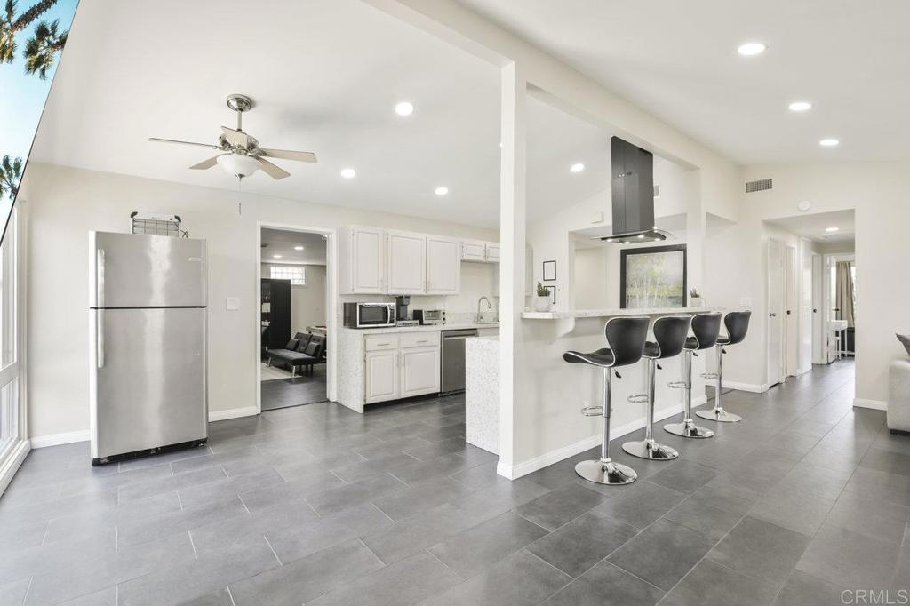 Photo 1 of 32 — 9452 Larrabee Avenue, San Diego, CA 92123