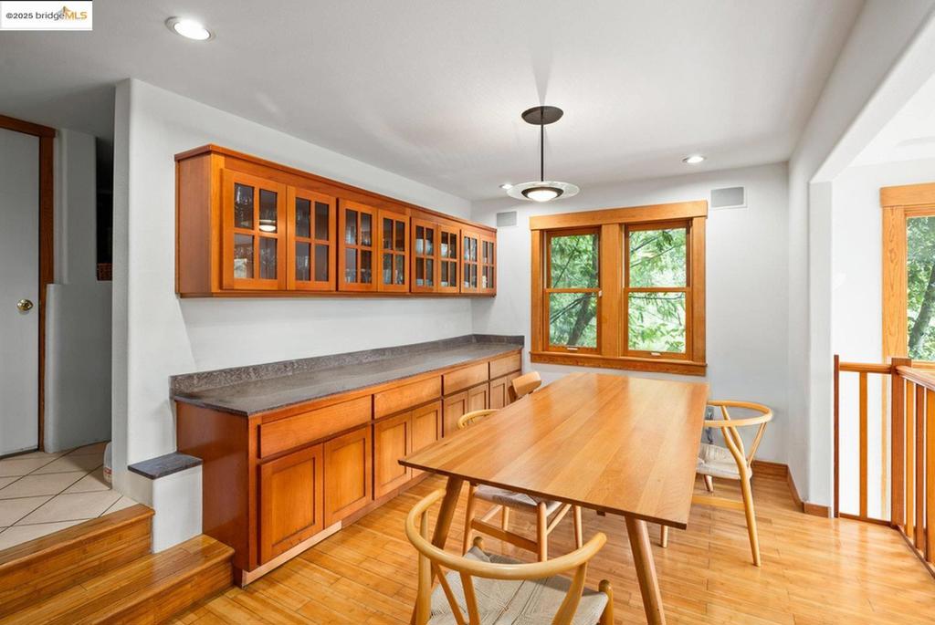 MONTCLAIR - Residential