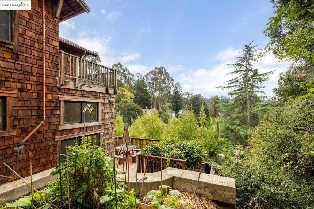 MONTCLAIR - Residential