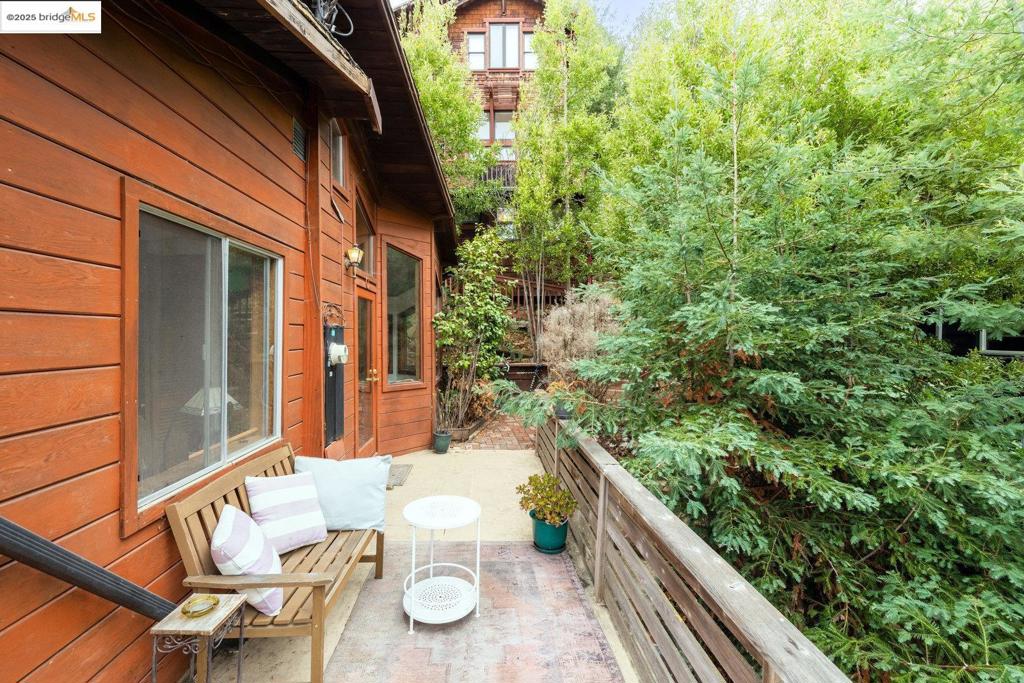 MONTCLAIR - Residential