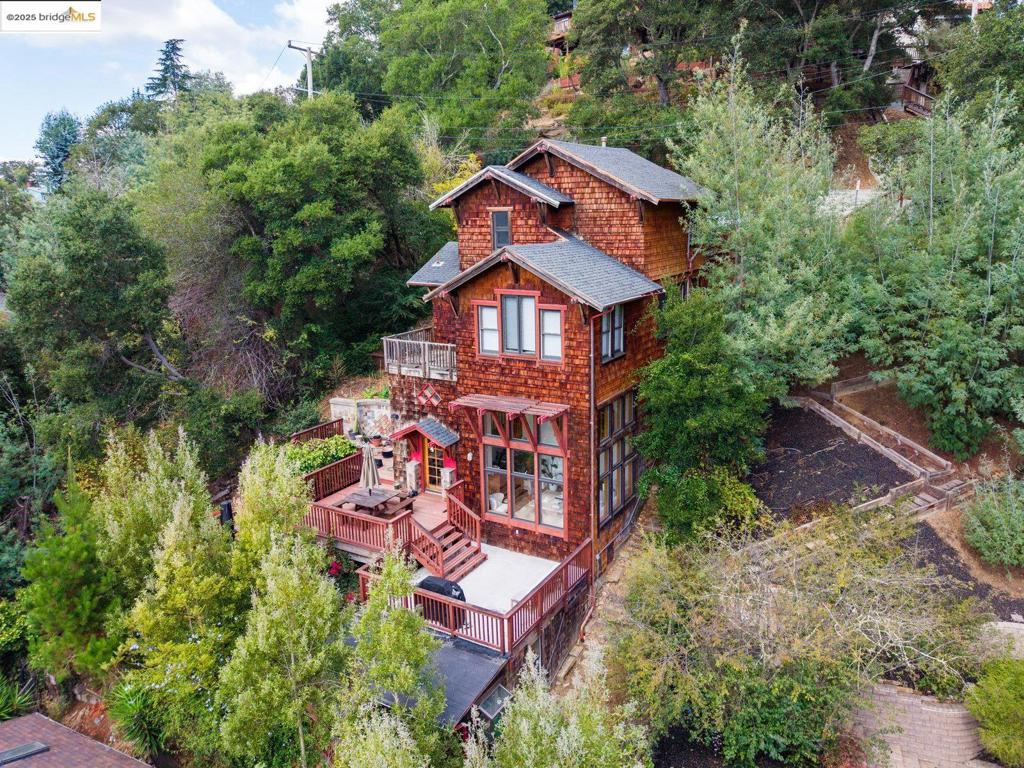 MONTCLAIR - Residential
