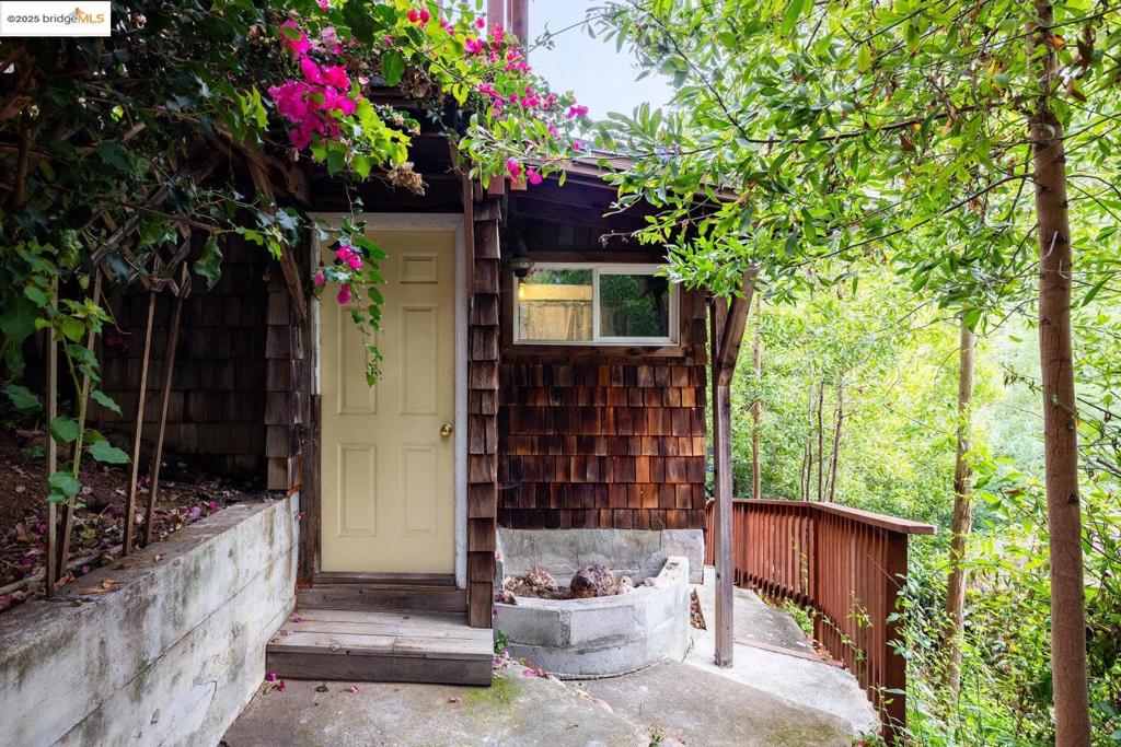 MONTCLAIR - Residential