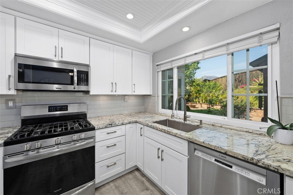 18 Las Piedras, Rancho Santa Margarita CA 92688 - Photo 6