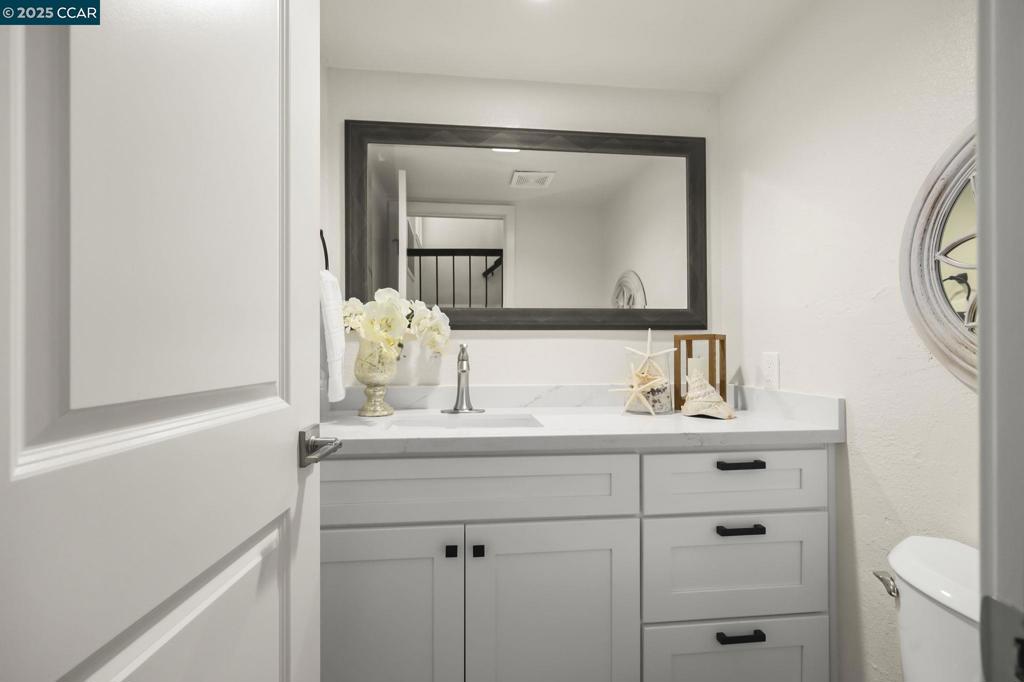 CASTLETON SQUARE - Residential