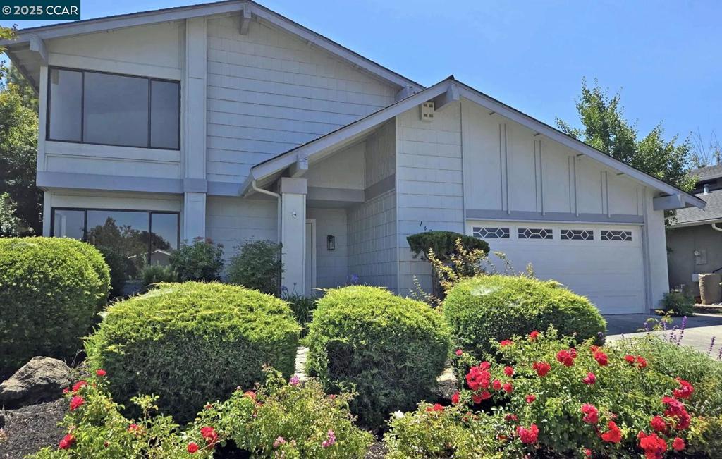 CASTLETON SQUARE - Residential