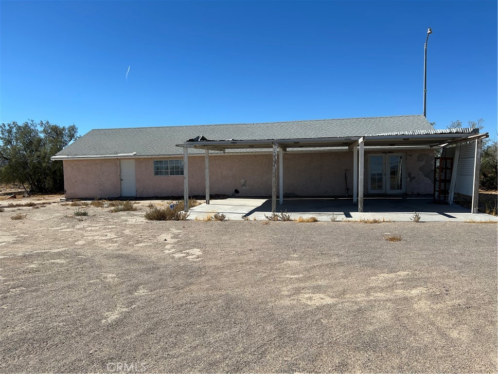 Turn off Valley Center Rd in Newberry Springs into a long driveway to this three Bedroom, Three Bath 1423 sq. foot home on five acres. Rehab was started and not finished. A small building sits on the South side where a one room and bathroom was started. A well house and a shed. Several RV hookups for your friends. Well is located in its own housing. A view of the surrounding mountains.
Newberry Springs is a small community located about thirty minuets past Barstow, Sandwiched between the I-15 and I-40 . Two hours before Las Vegas or Laughlin. Mostly agriculture, our farmers grow pistachios, alfalfa and live stock. We ride horses, ATVs, dirt bikes and hike in the surrounding Mountains in our Valley. Six private communities on Lakes are also here. And large solar plant.
Two schools with individual attention, Family Center with Café, two truck Stops, two family type bars and community center with park.
Come on out and see us sometime. This spacious five acres is a must see. Call me or bring your own agent.