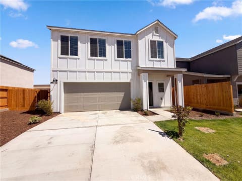 Photo of 3261 Carambola Ave, Clovis, CA 93619 (MLS # IV26183554)