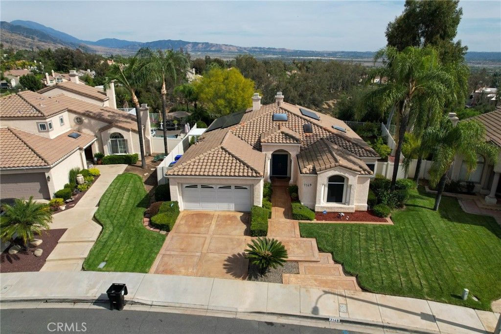 Photo of 7149 Rockspring Ln, Highland, CA 92346 (MLS # IG26079943)