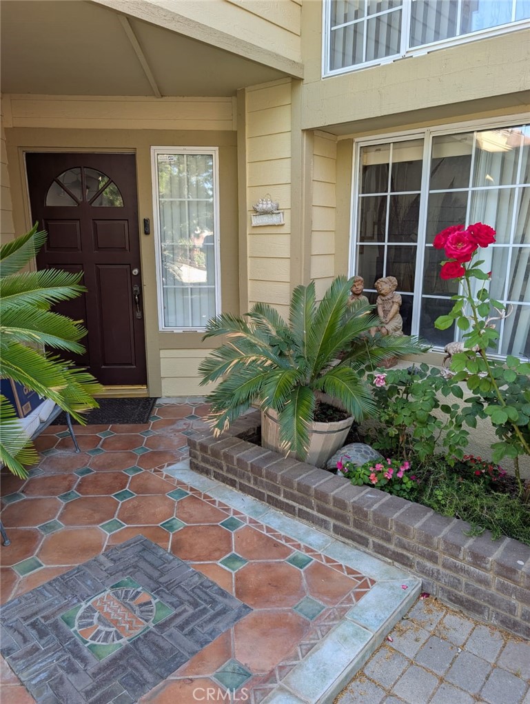 The best areas of East Palmdale, with the convenience of access to a freeway only 5 minutes away.
This home features a 3-car garage with RV Access, and is beautifully and perfectly maintained. It also boasts a cozy backyard entrance, perfect for enjoying your summer afternoons. On the first floor, you enter the main room, which shares space with the main dining room. The room features high ceilings and ample lighting, making the space more pleasant. It also has a family room and an informal dining area. The master bedroom is accompanied by a full bathroom. This home also has space for laundry area on the first level.
The patio covers the entire anchor of the house, having a double operation patio and balcony for the second floor, it also has a complete grill, and an oven for cooking with wood for those lovers of the kitchen. The patio has fruit trees and a beautiful atmosphere created by beautiful plants. On the second floor, you will find a master bedroom with a large bathroom with tub and shower, a large closet, and the bedroom is directly connected to a huge balcony.
It also has a loft that can be used as an office or game room, in the hallway there is a full bathroom, as well as two regular-sized bedrooms. Please don't miss the opportunity to see this beautiful property.