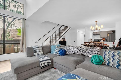 Photo of 14025 Bayside Drive, Norwalk, CA 90650 (MLS # DW25259102)