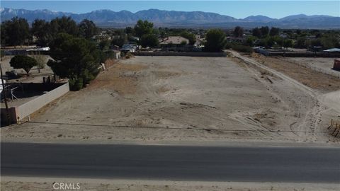 Photo of 112 E/Cor Avenue, Sun Village, CA 93543 (MLS # SR25243846)