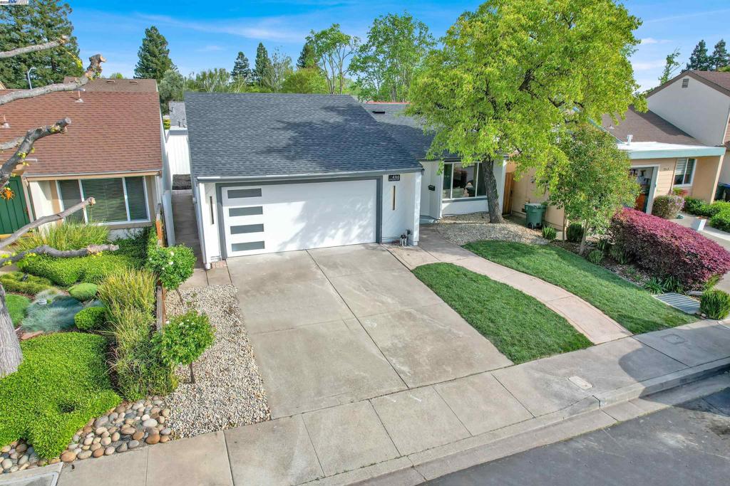 4166 Peregrine Way