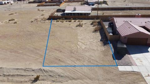 Photo of 1315 Van Buren Avenue, Thermal, CA 92274 (MLS # 219128710DA) Photo of 1315 Van Buren Avenue, Thermal, CA 92274 (MLS # 219128710DA)