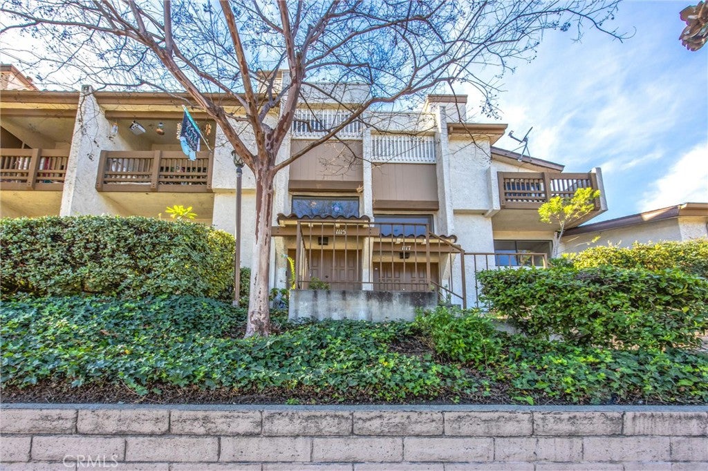 1115 Walnut Grove