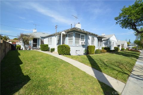 Photo of 3013 W Victory Blvd, Burbank, CA 91505 (MLS # BB26060598)