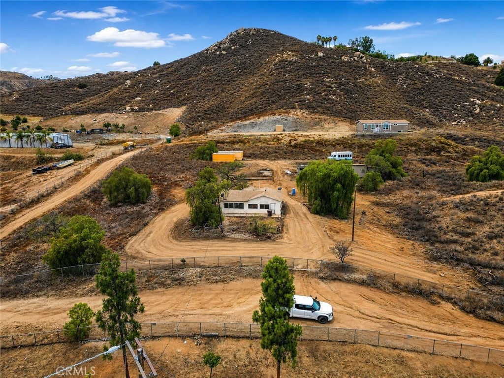 15953 Cajalco Road