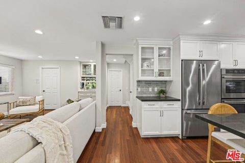Tiny photo for 4529 Cedros Avenue, Sherman Oaks, CA 91403 (MLS # 26102970)