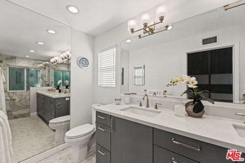 Tiny photo for 4529 Cedros Avenue, Sherman Oaks, CA 91403 (MLS # 26102970)