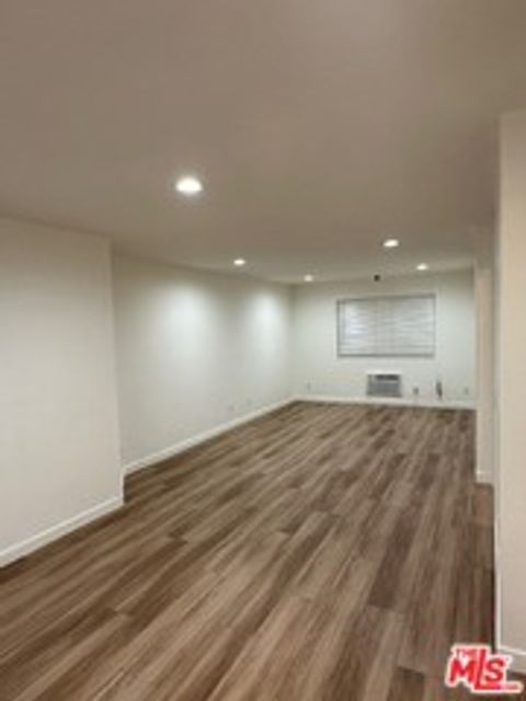Photo of 428 S Grand View Street #104, Los Angeles, CA 90057 (MLS # 26656069)