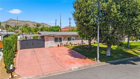 Photo of 10363 Wagner Way, Riverside, CA 92505 (MLS # DW26096520)