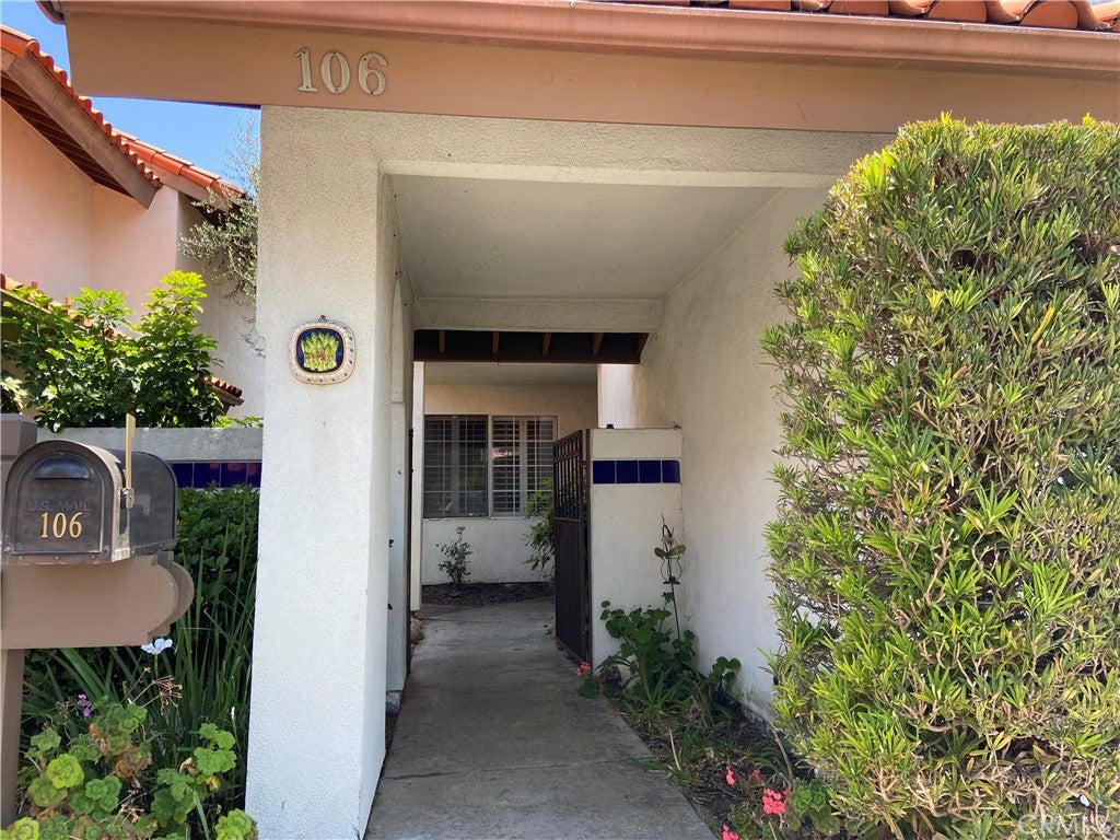 106 Del Gado Road