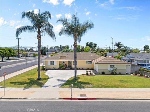 17652 Fiesta Way Tustin CA 92780