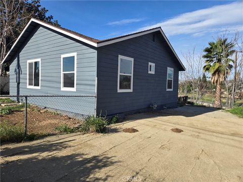 Photo of 577 W La Cadena Drive, Riverside, CA 92501 (MLS # IG26030879)