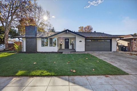 Photo of 2447 Booksin Avenue, San Jose, CA 95125 (MLS # ML82026531)