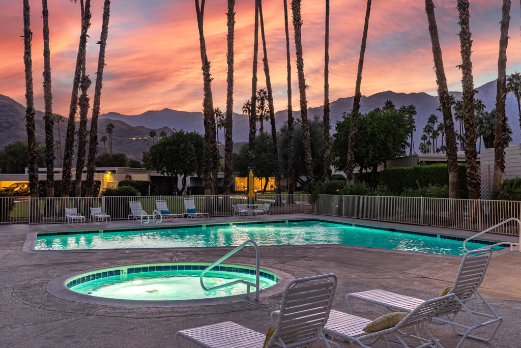 Seven Lakes C.C. - Residential