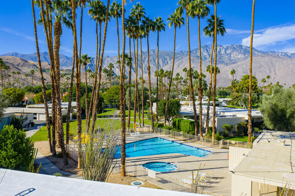 Seven Lakes C.C. - Residential