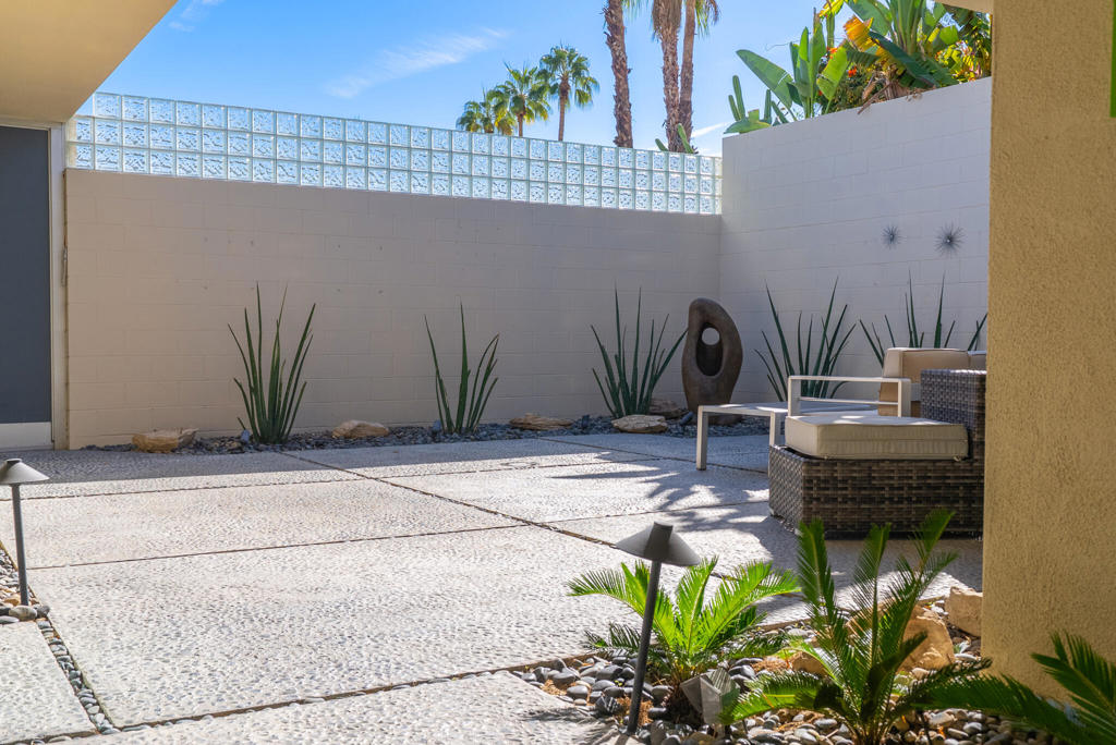 Seven Lakes C.C. - Residential