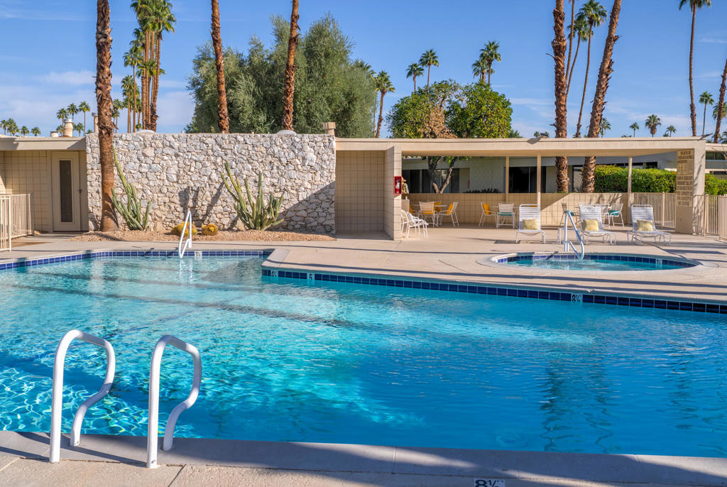 Seven Lakes C.C. - Residential