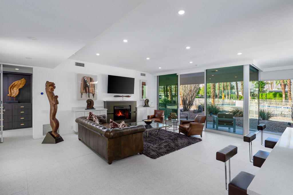 Seven Lakes C.C. - Residential