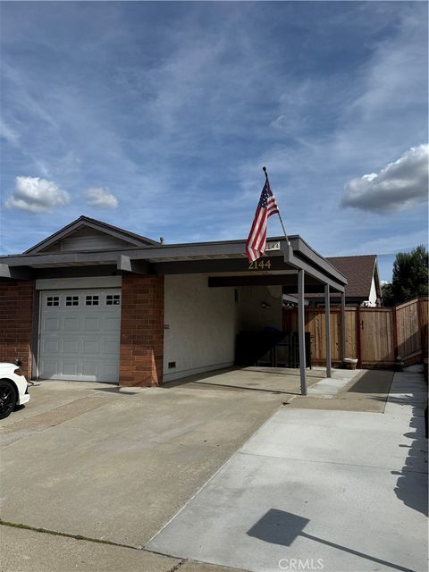 2144 Country Place Escondido CA 92026